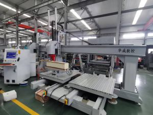南昌湾里区五轴双工位加工中心